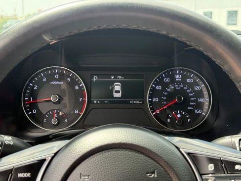 Used 2024 Kia Forte GT-Line w/ GT-Line Premium Package FWD image 4