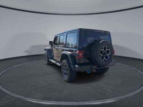 Used 2022 Jeep Wrangler Unlimited Rubicon 4xe w/ Cold Weather Group AWD/4WD image 6