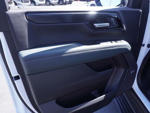 New 2026 GMC Yukon XL AT4 w/ AT4 Premium Plus Package image 16