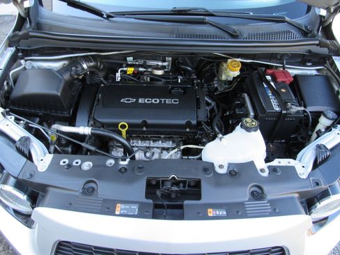 Used 2012 Chevrolet Sonic LS image 13