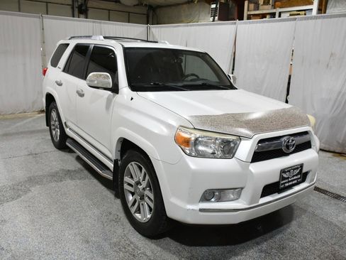 Used 2013 Toyota 4Runner Limited RWD image 3