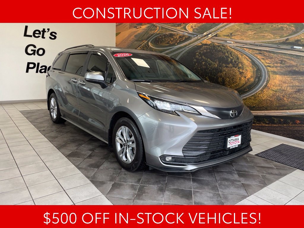 Used 2026 Toyota Sienna XLE AWD/4WD image 1