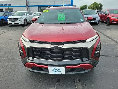 Used 2025 Chevrolet Equinox ACTIV w/ LPO, Floor Liner Package AWD/4WD image 2
