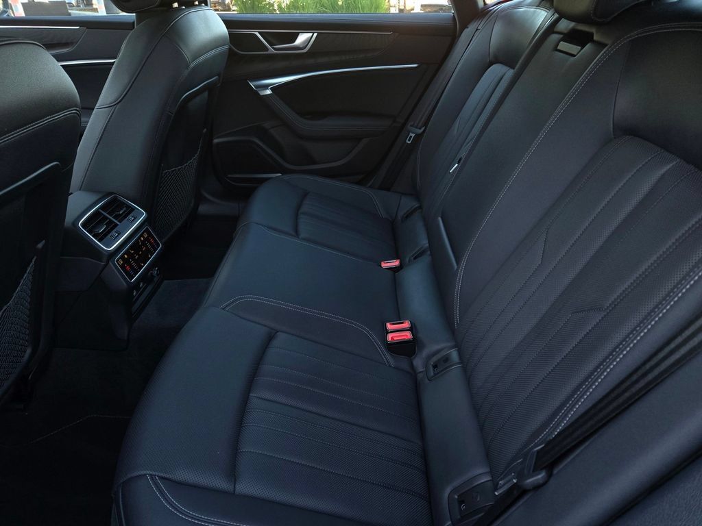 Used 2023 Audi A7 3.0T Prestige AWD/4WD image 12