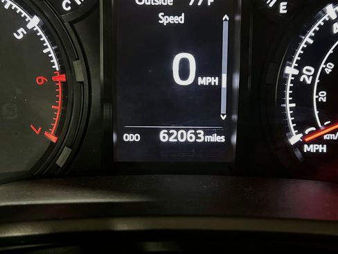 Used 2021 Toyota 4Runner Trail Special Edition AWD/4WD image 8