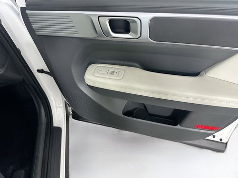 Used 2025 Hyundai Santa Fe SEL image 32