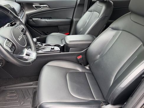 Used 2023 Kia Sportage EX FWD image 10