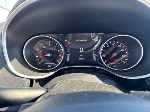 Used 2019 Jeep Compass Latitude w/ Popular Equipment Group AWD/4WD image 5