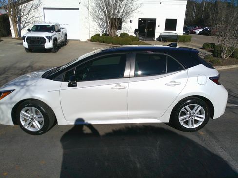 Used 2022 Toyota Corolla SE image 7