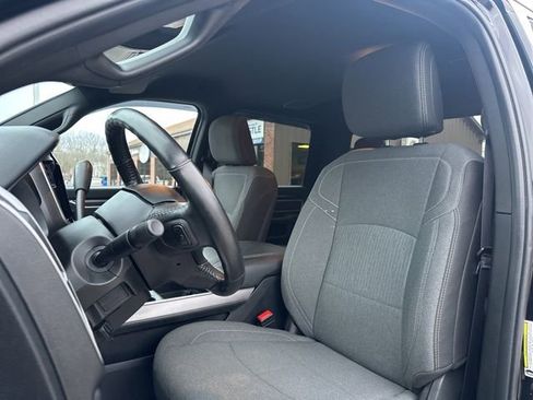 Used 2024 RAM 3500 Big Horn w/ Sport Appearance Package image 13