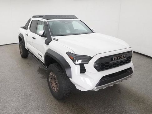New 2025 Toyota Tacoma 4x4 Double Cab Hybrid image 94