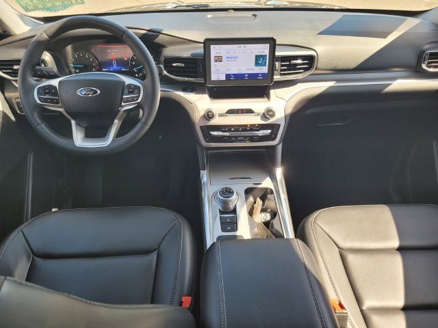 Certified 2023 Ford Explorer XLT w/ Equipment Group 202A RWD image 14