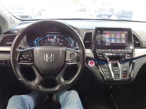 Used 2021 Honda Odyssey Touring image 19