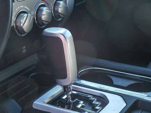 Used 2017 Toyota Tundra SR5 w/ TRD Off Road Package image 18