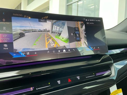 New 2026 BMW 530i RWD image 19