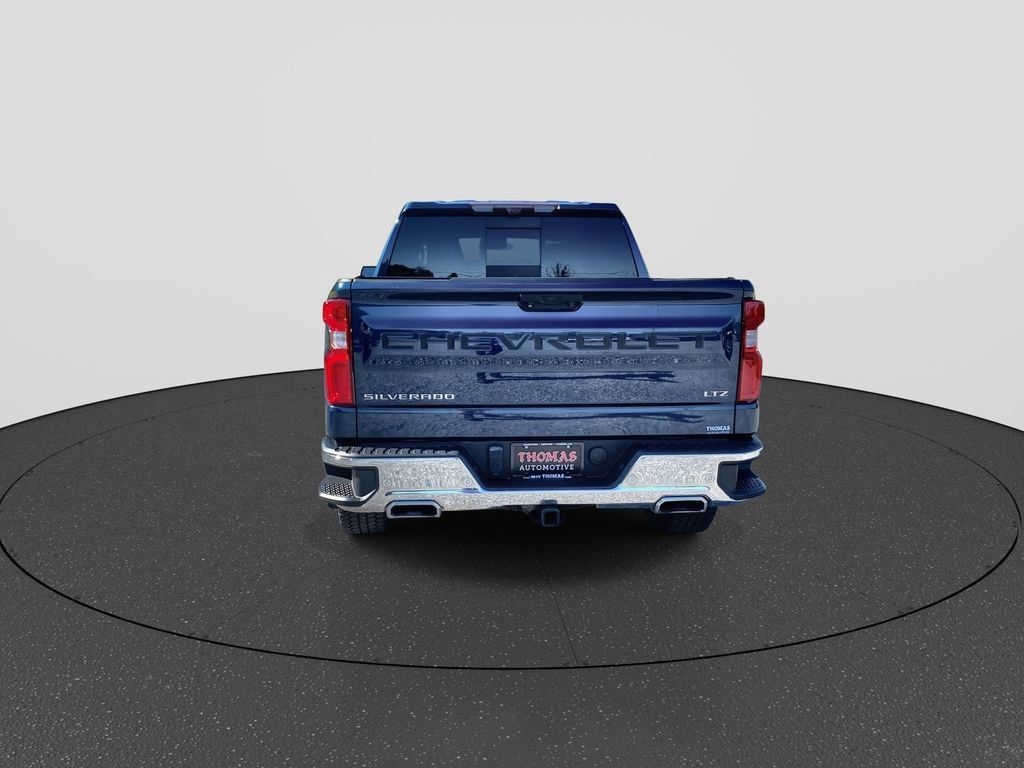 Used 2022 Chevrolet Silverado 1500 LTZ w/ LTZ Premium Package AWD/4WD image 7
