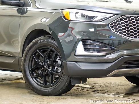 Used 2024 Ford Edge SEL AWD/4WD image 4