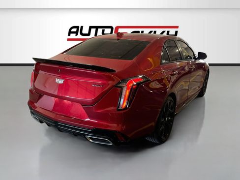 Used 2026 Cadillac CT4 Sport w/ LPO, ONYX Package RWD image 7