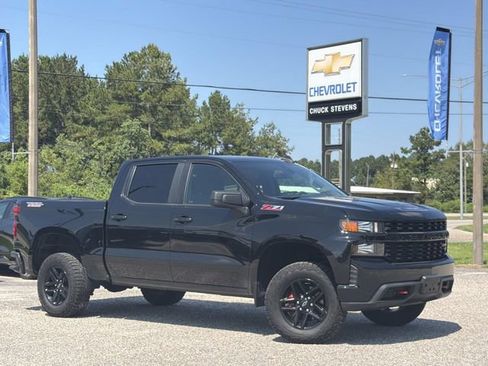 Used 2021 Chevrolet Silverado 1500 Custom Trail Boss w/ Midnight Edition AWD/4WD image 15