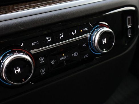 New 2026 GMC Sierra 2500 SLE image 35