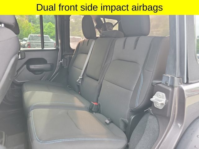 Certified 2022 Jeep Wrangler Unlimited Rubicon 4xe w/ Cold Weather Group AWD/4WD image 26