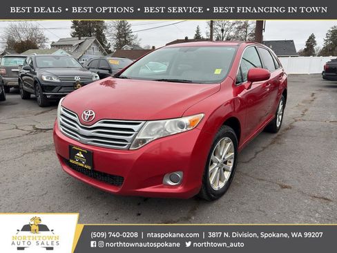 Used 2010 Toyota Venza image 1