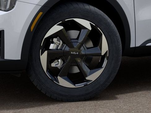 New 2026 Kia Sorento EX w/ EX Premium Package FWD image 10