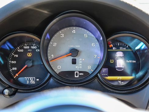 Used 2018 Porsche Macan S image 6