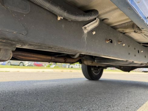 Used 2018 Toyota Tacoma SR5 RWD image 10