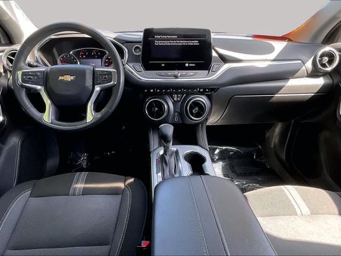 Used 2024 Chevrolet Blazer LT FWD image 15