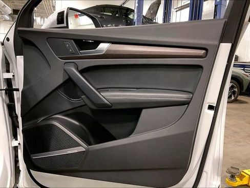 Certified 2023 Audi Q5 2.0T Premium Plus w/ Premium Plus Package image 24