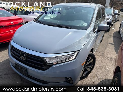 Used 2024 Honda Odyssey Touring image 1