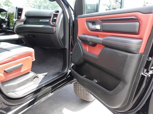 Used 2025 RAM 1500 Rebel AWD/4WD image 32