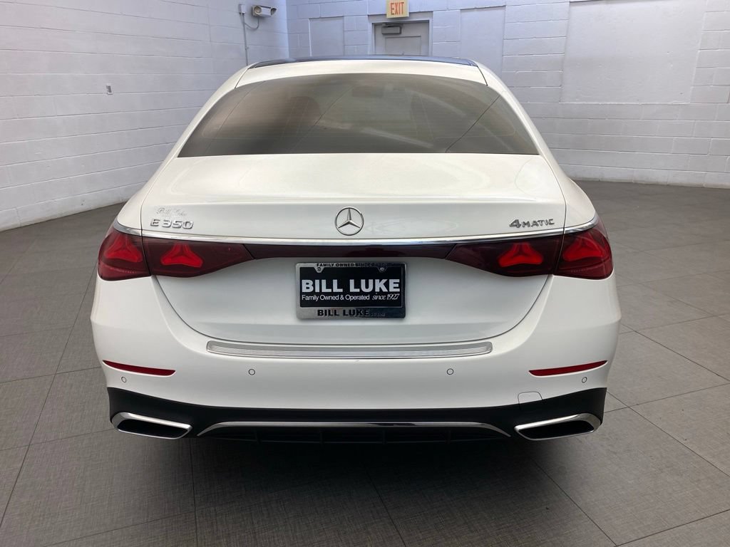 Used 2024 Mercedes-Benz E 350 4MATIC Sedan image 8