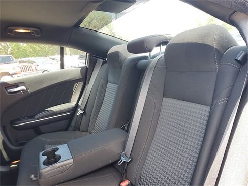Used 2023 Dodge Charger SXT image 8