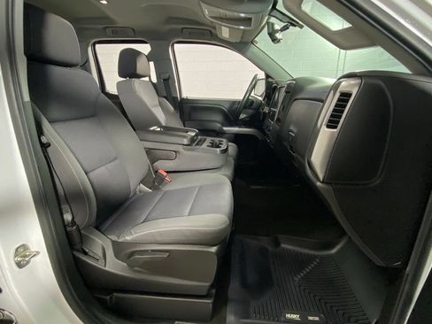 Used 2018 Chevrolet Silverado 1500 LT w/ All Star Edition AWD/4WD image 30