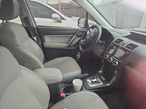 Used 2017 Subaru Forester 2.5i Limited image 8
