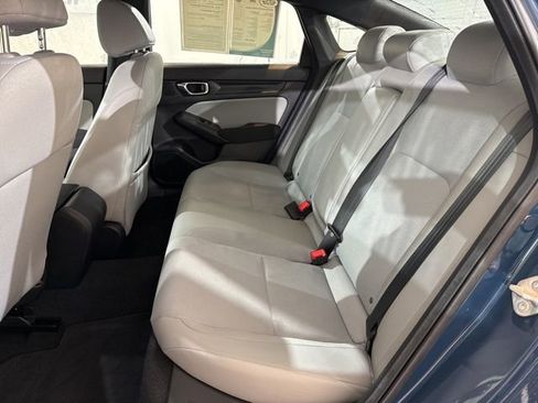 Used 2025 Honda Civic Sport image 19