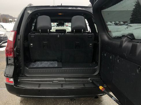 Used 2022 Lexus GX 460 image 39