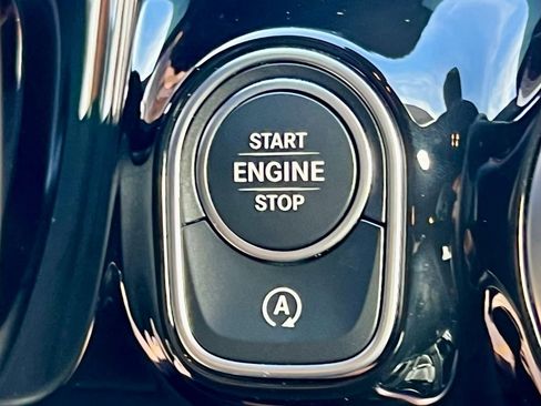Certified 2026 Mercedes-Benz GLA 250 4MATIC image 27