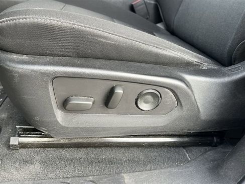 Certified 2023 Chevrolet Colorado Trail Boss w/ Technology Package image 25