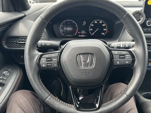 Used 2024 Honda HR-V Sport image 19