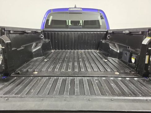 Used 2023 Toyota Tacoma TRD Sport AWD/4WD image 10