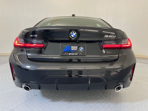 New 2026 BMW 330i xDrive Sedan w/ M Sport Package image 9