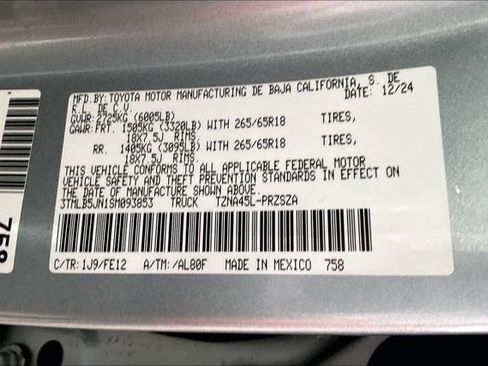 Used 2025 Toyota Tacoma TRD Sport image 14