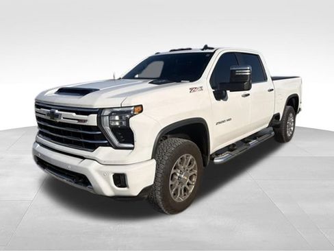 Used 2025 Chevrolet Silverado 2500 LT w/ Z71 Chrome Sport Edition AWD/4WD image 31