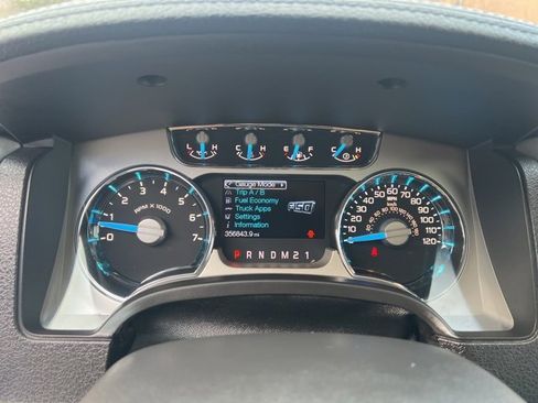 Used 2013 Ford F150 Platinum image 24