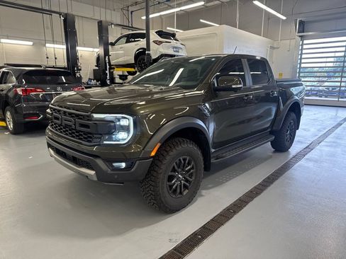 Used 2025 Ford Ranger Raptor AWD/4WD image 7