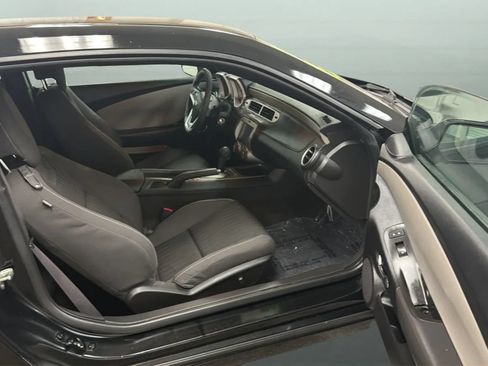 Used 2014 Chevrolet Camaro LS RWD image 21