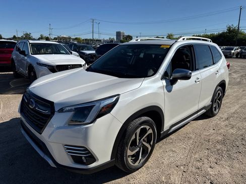 Used 2023 Subaru Forester Touring AWD/4WD image 1